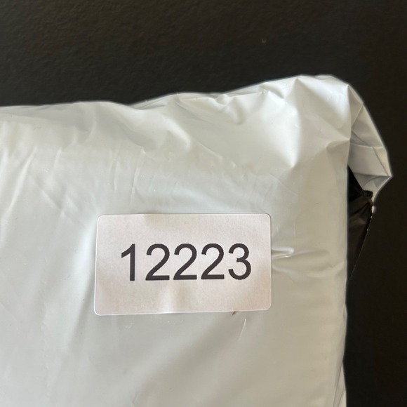 Vintage Hardy Amies Cardigan Sweater Size Medium Blue Pure Wool Wood Knot Button - Picture 5 of 5